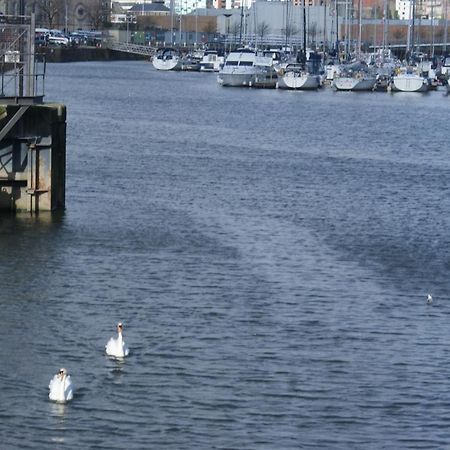 Coastal City Rooms - Waterfront Swansea Kültér fotó