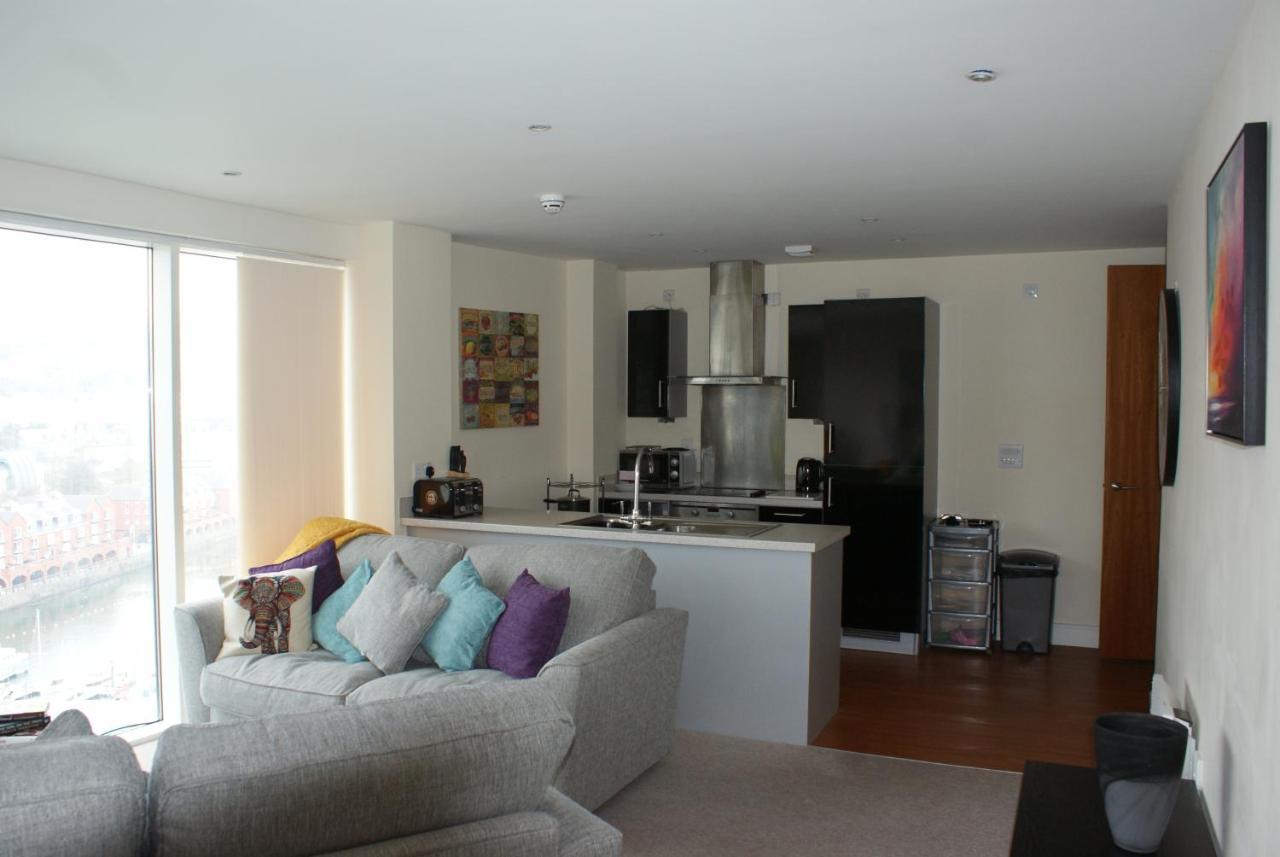 Coastal City Rooms - Waterfront Swansea Kültér fotó